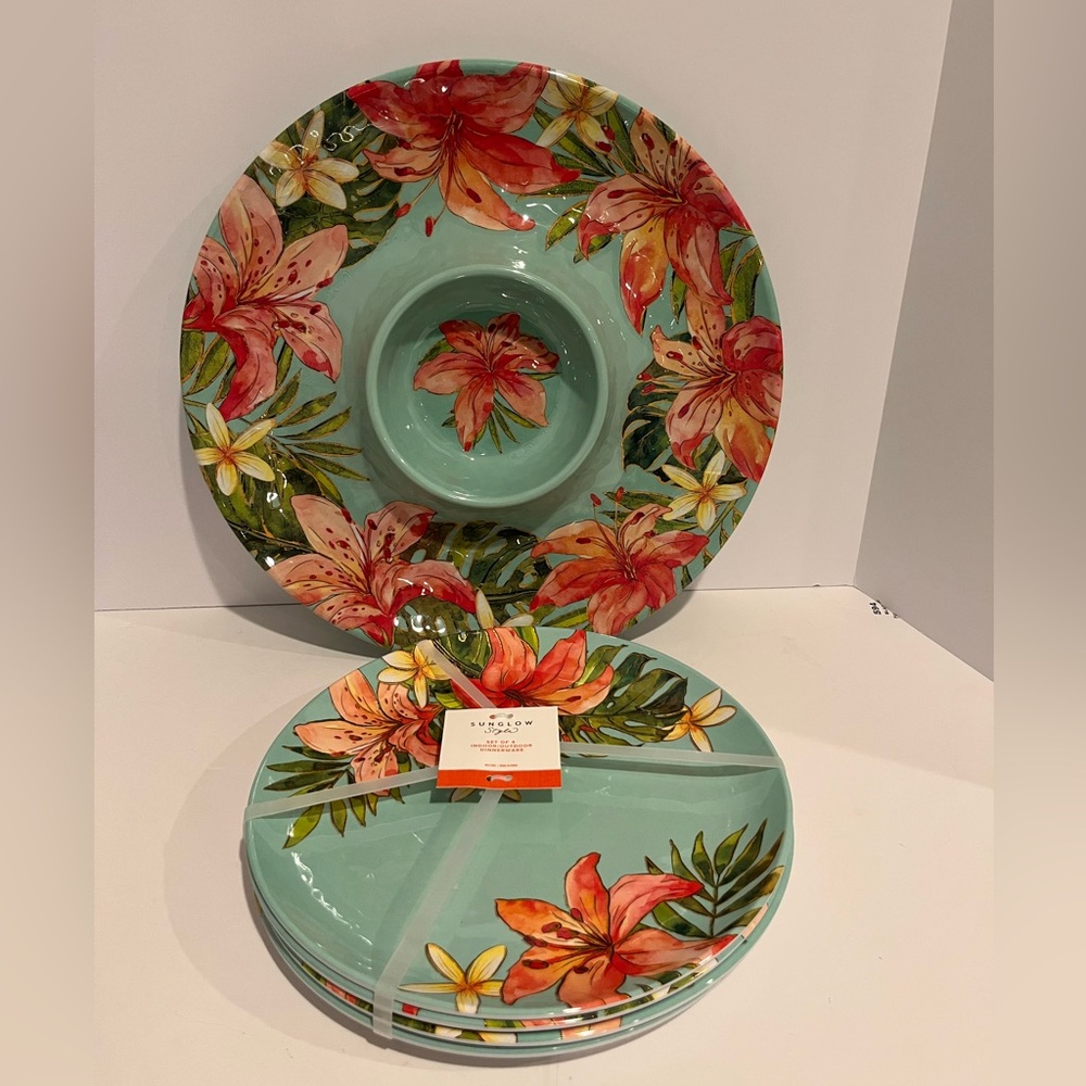 Floral Dinnerware Set - Green and Red